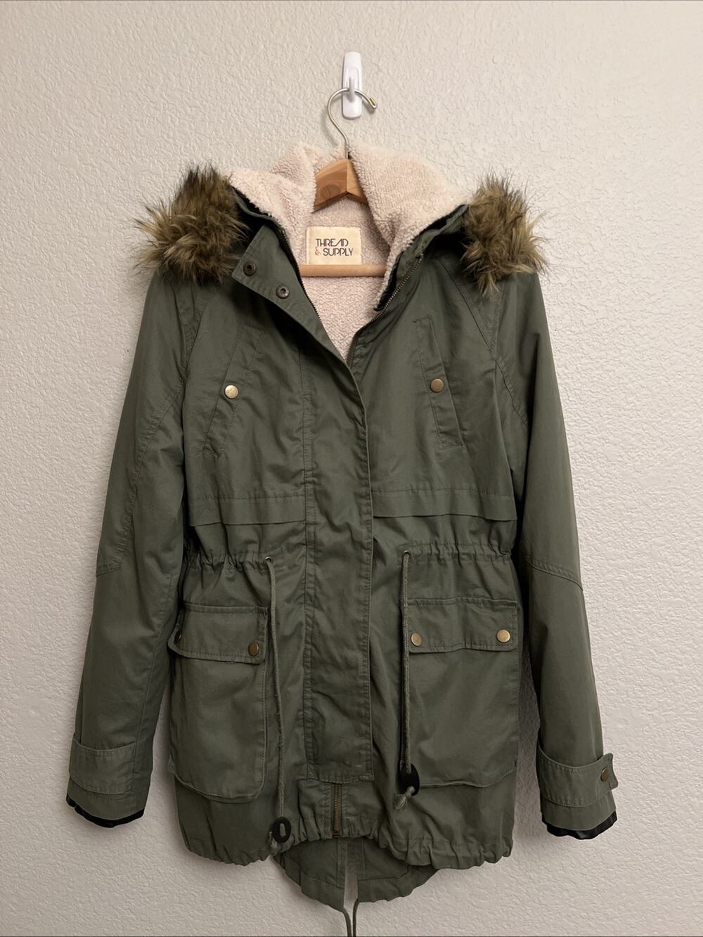 Thread & Supply Parka Utility Cargo Field Jacket Sherpa Faux Fur Hood Green M